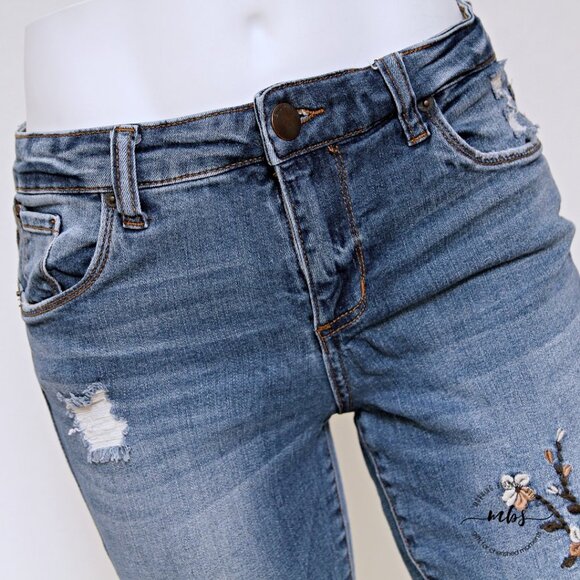 STS Blue Emma Ankle Skinny Embroidered Distressed Frayed Hems Jeans - Picture 7 of 12
